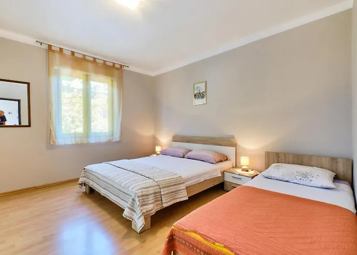 Appartement With A Parking Space Mali Losinj, Losinj - 19653