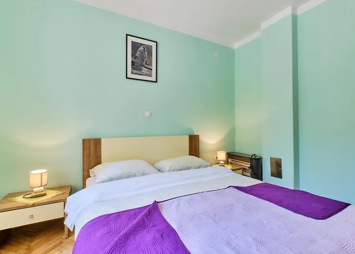 Appartement With A Parking Space Mali Losinj, Losinj - 19653